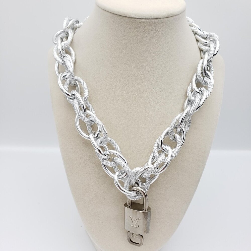 Authentic Louis Vuitton Padlock w/Unbranded Stainless Steel Plated Silver Chain